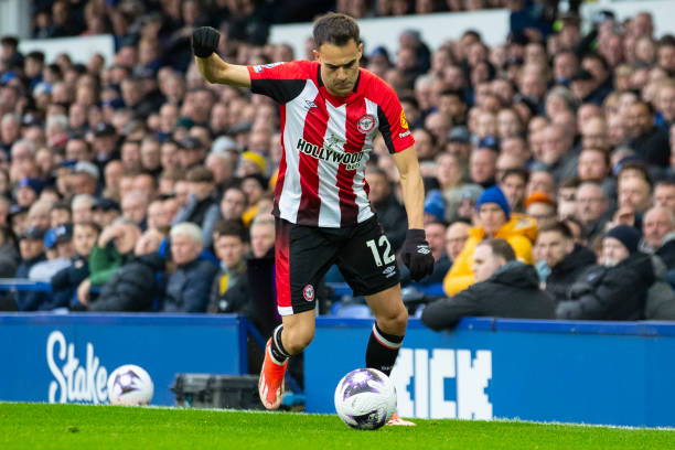 谷形成鲜明 谷形成鲜明