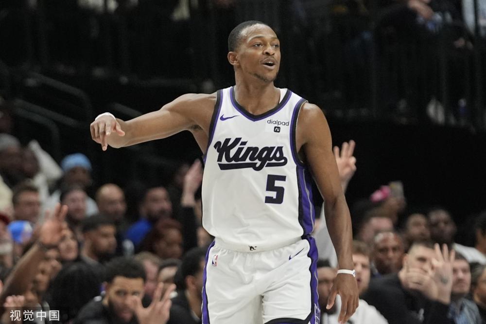 随着转会窗 随着转会窗